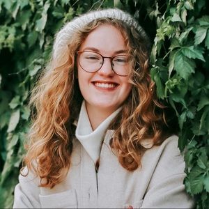 Meet your Posher, Aaris